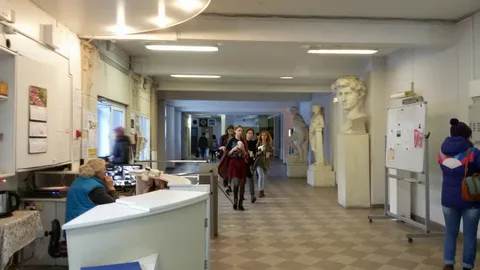 Kunstfachschule Namens Rerich, Konservierung und Aufbewahrung von Kunstschätzen, Sankt-Petersburg